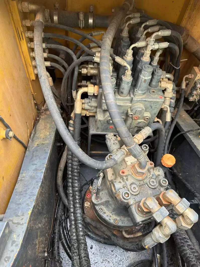 Used XCMG XE55D Excavator 2020 Model / 4