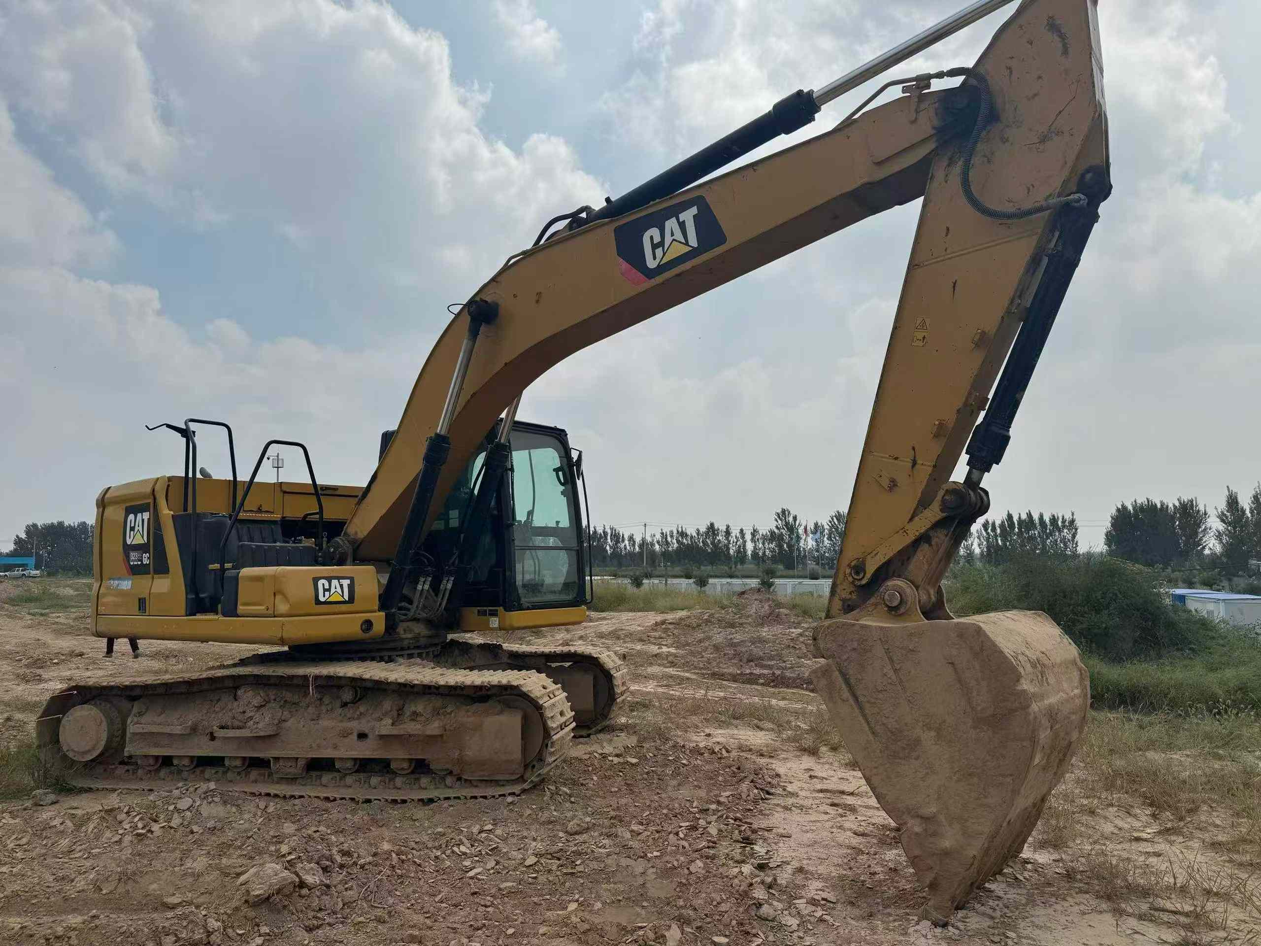 Used Caterpillar CT20 Excavator 2018 Model / 2