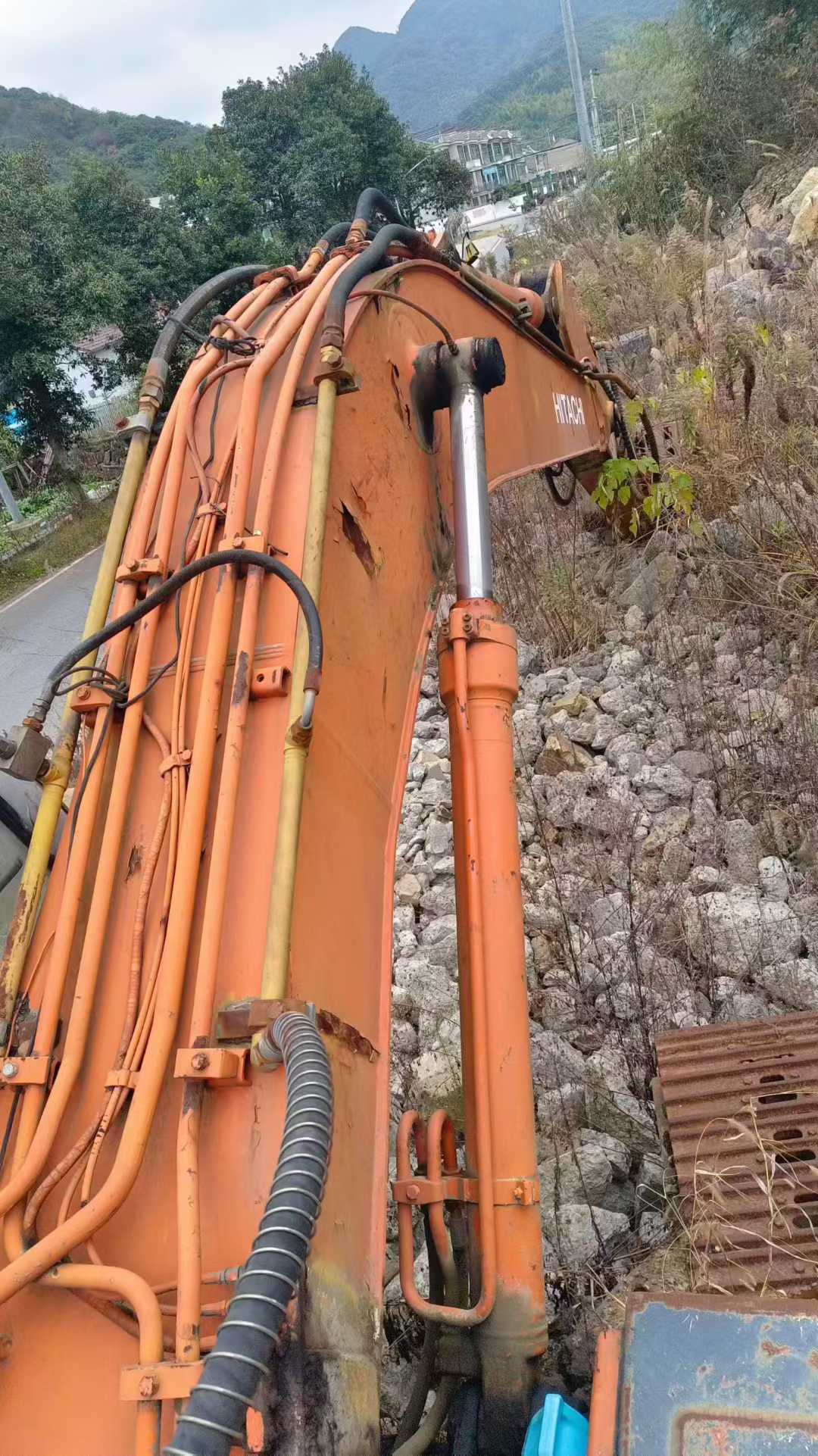 Used Hitachi ZAXIS200 Excavator 2016 Model / 4