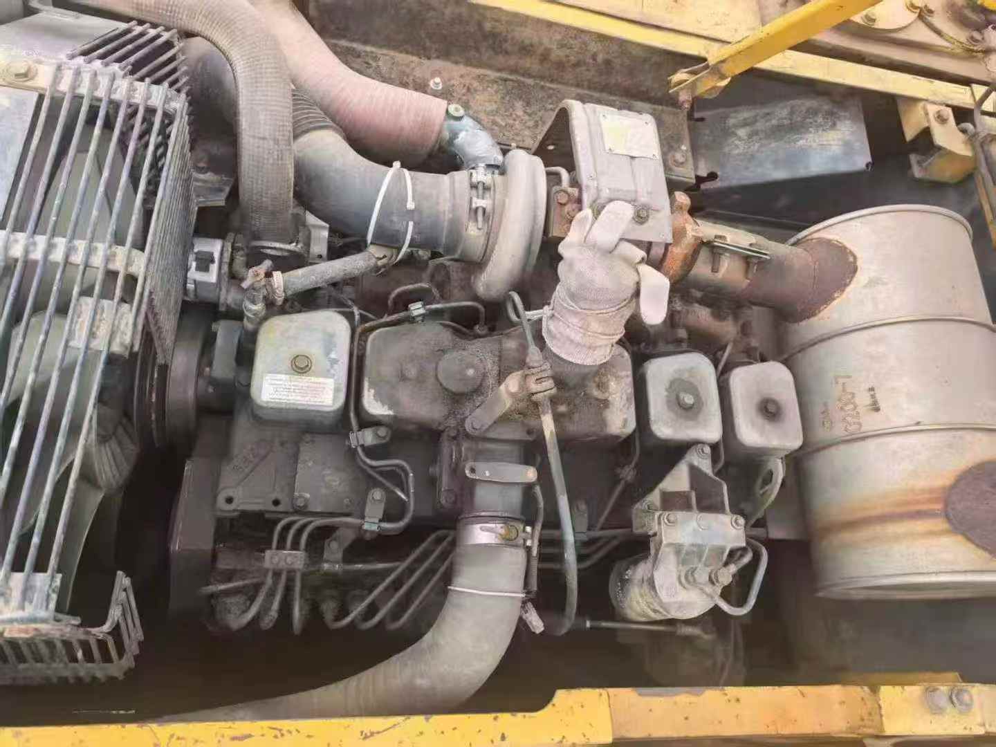 Used Komatsu PC200 Excavator 2016 Model / 6