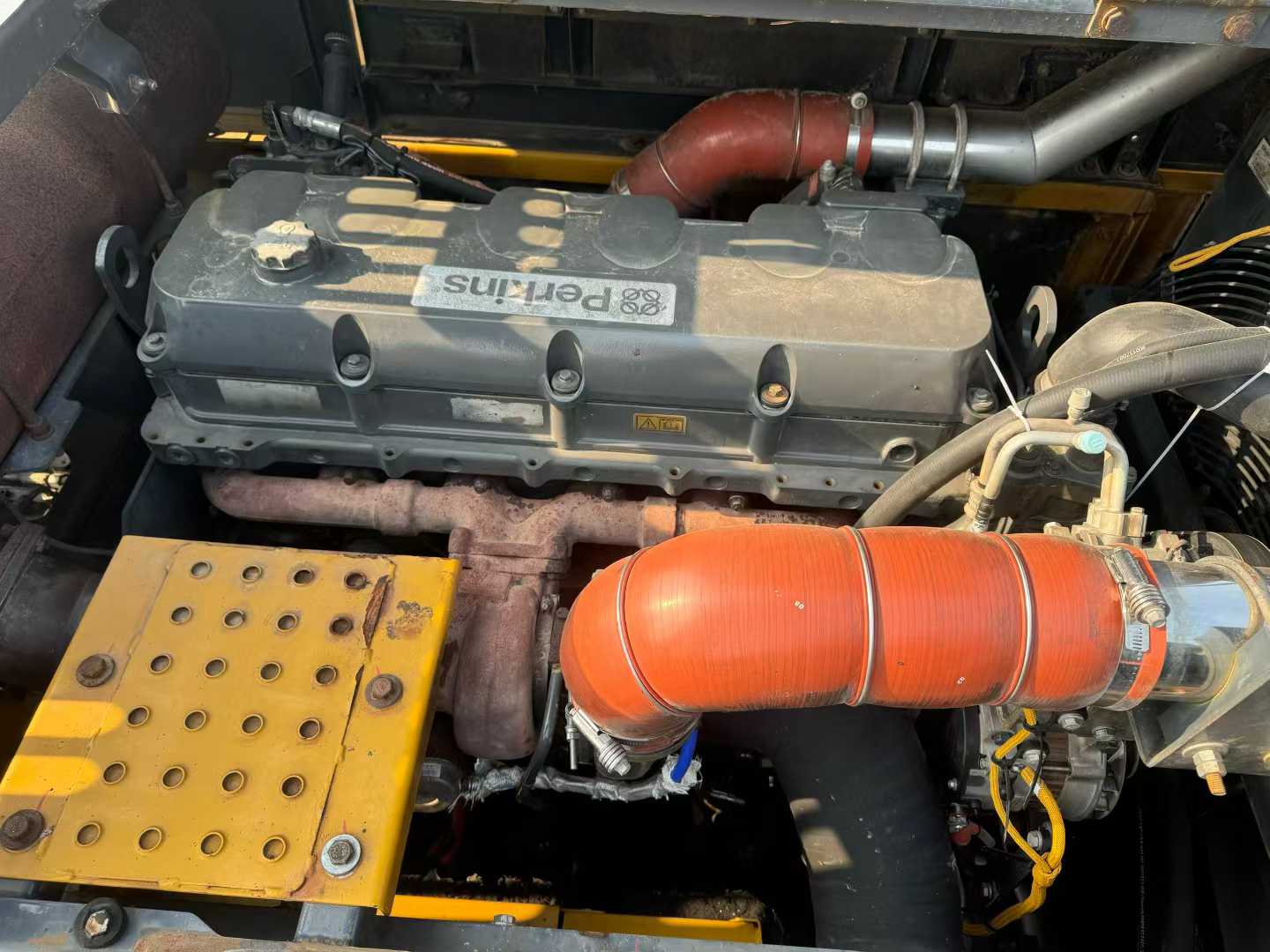 Used XCMG LW550KV Excavator 2021 Model / 4