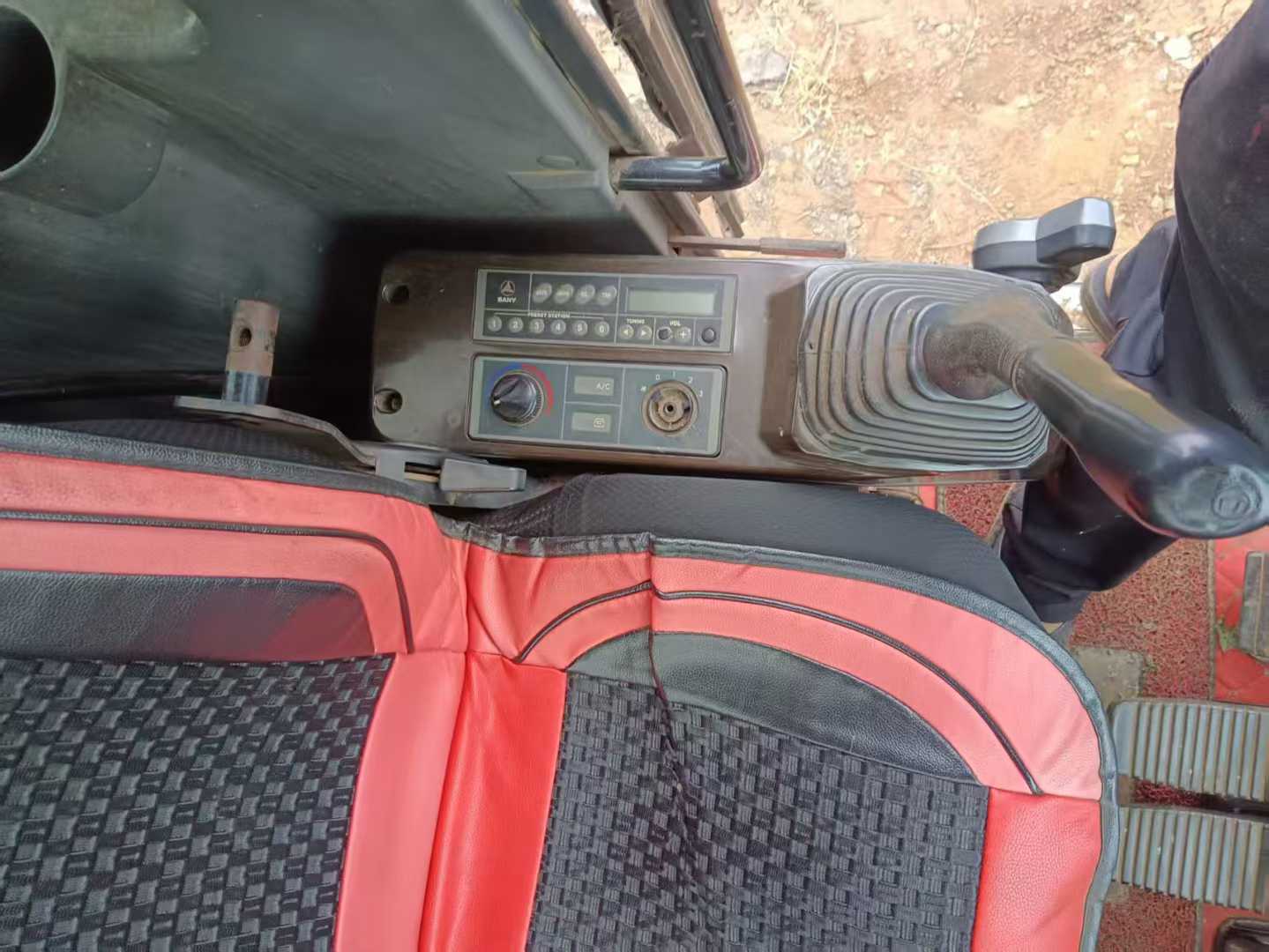 Used Sany SY60 Excavator 2018 Model / 3