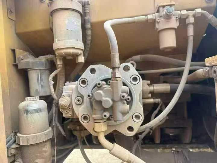 Used XCMG XE270GK Excavator 2019 Model / 3