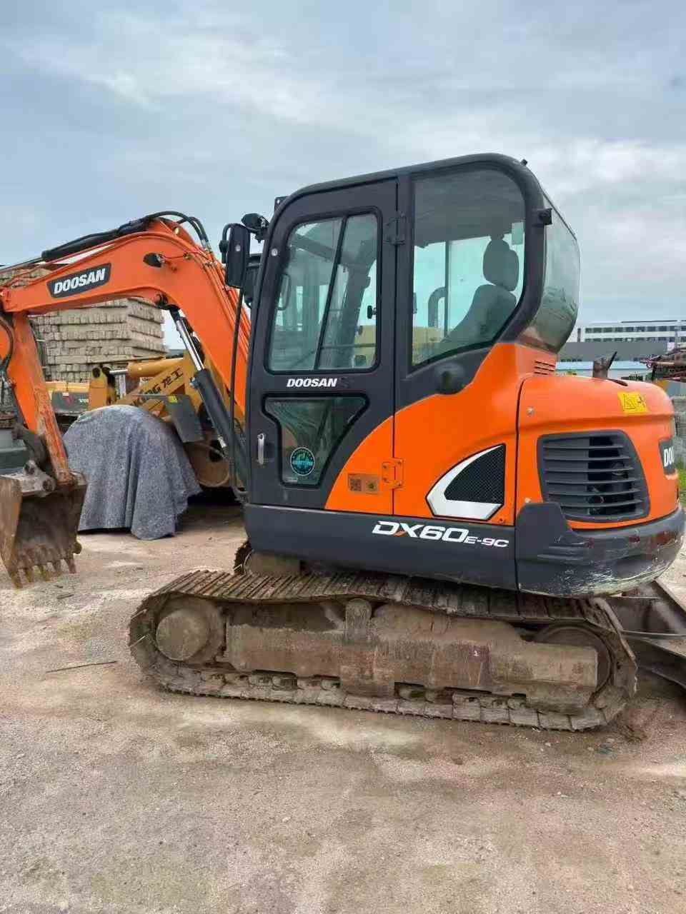 Used Doosan DX60 Excavator 2021 Model / 6