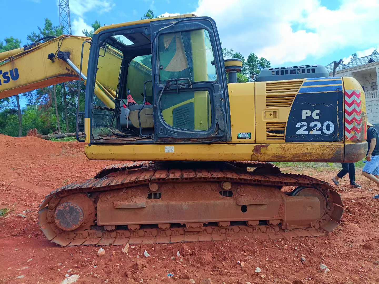 Used Komatsu PC200-8M0 Excavator 2016 Model / 3