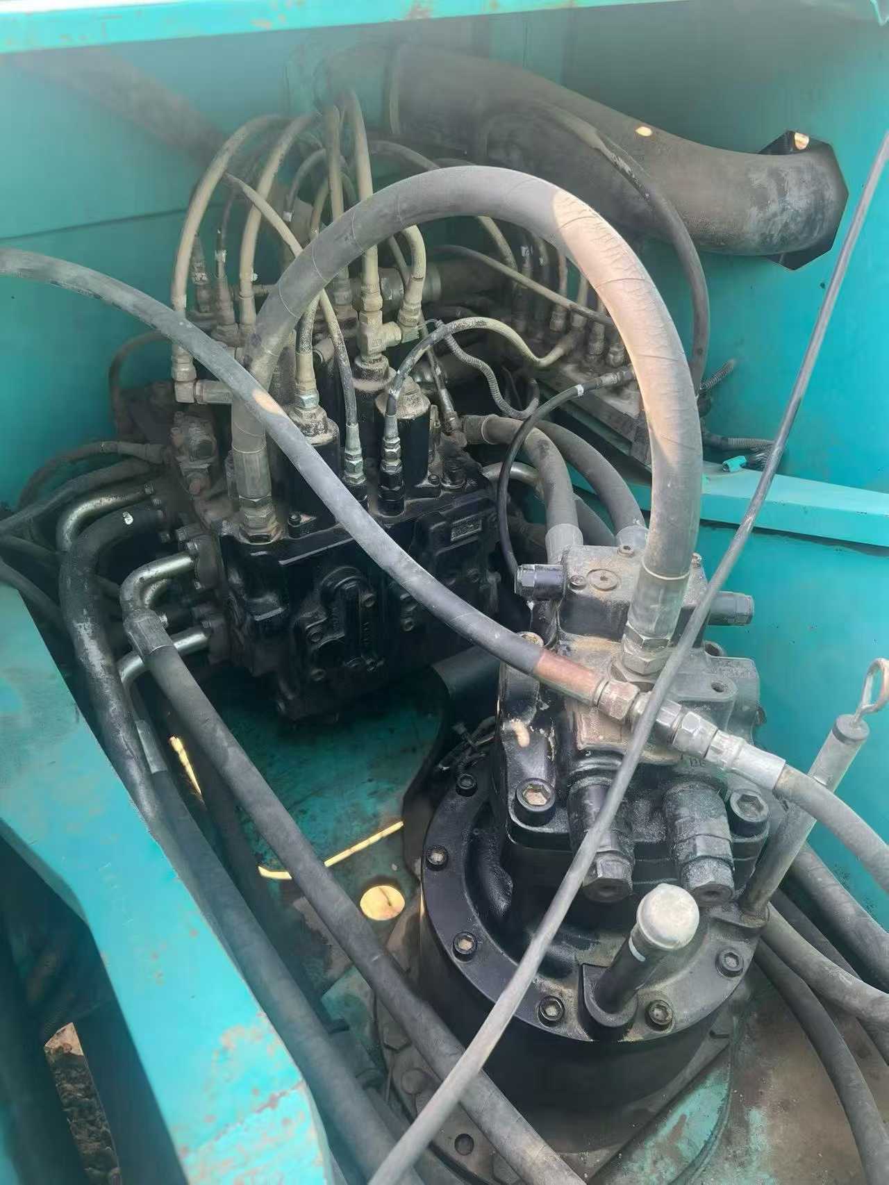 Used Kobelco SK2008 Excavator 2012 Model / 4