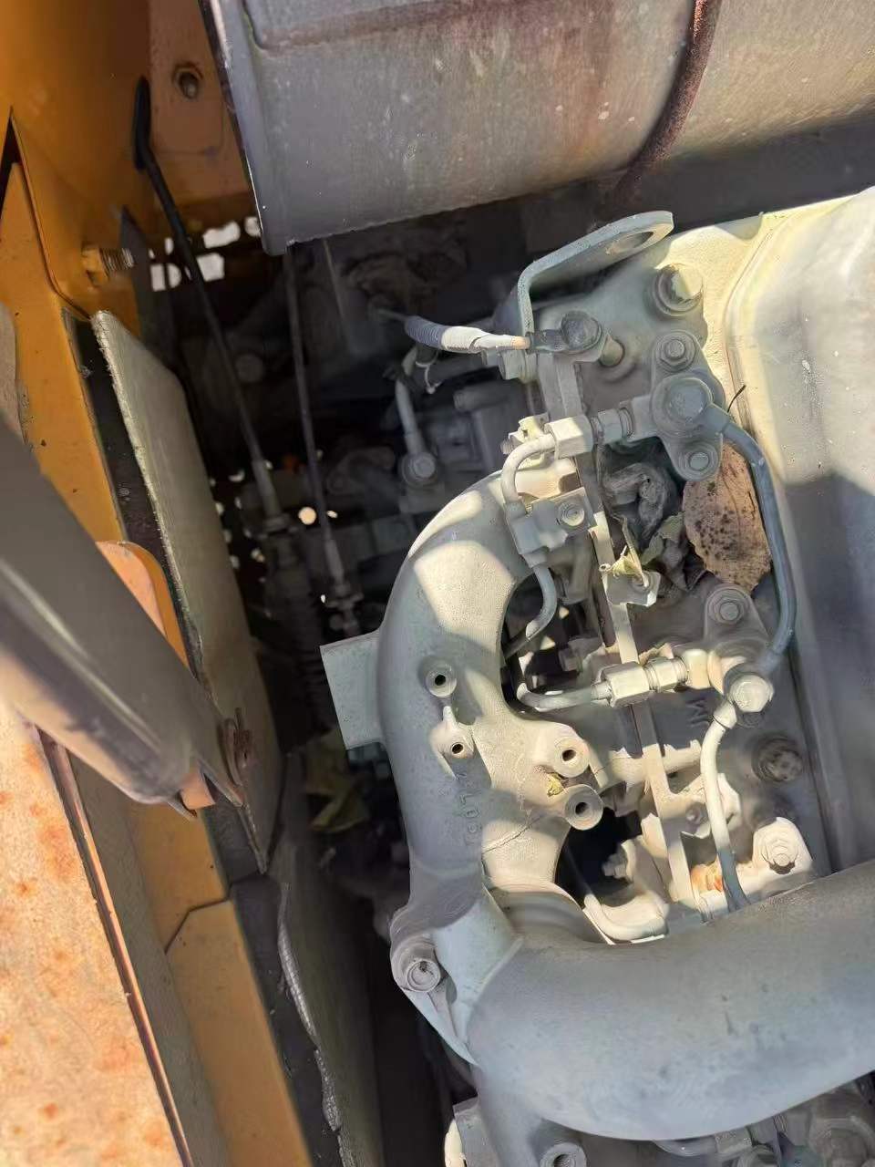 Used Sany SY115C Excavator 2015 Model / 4