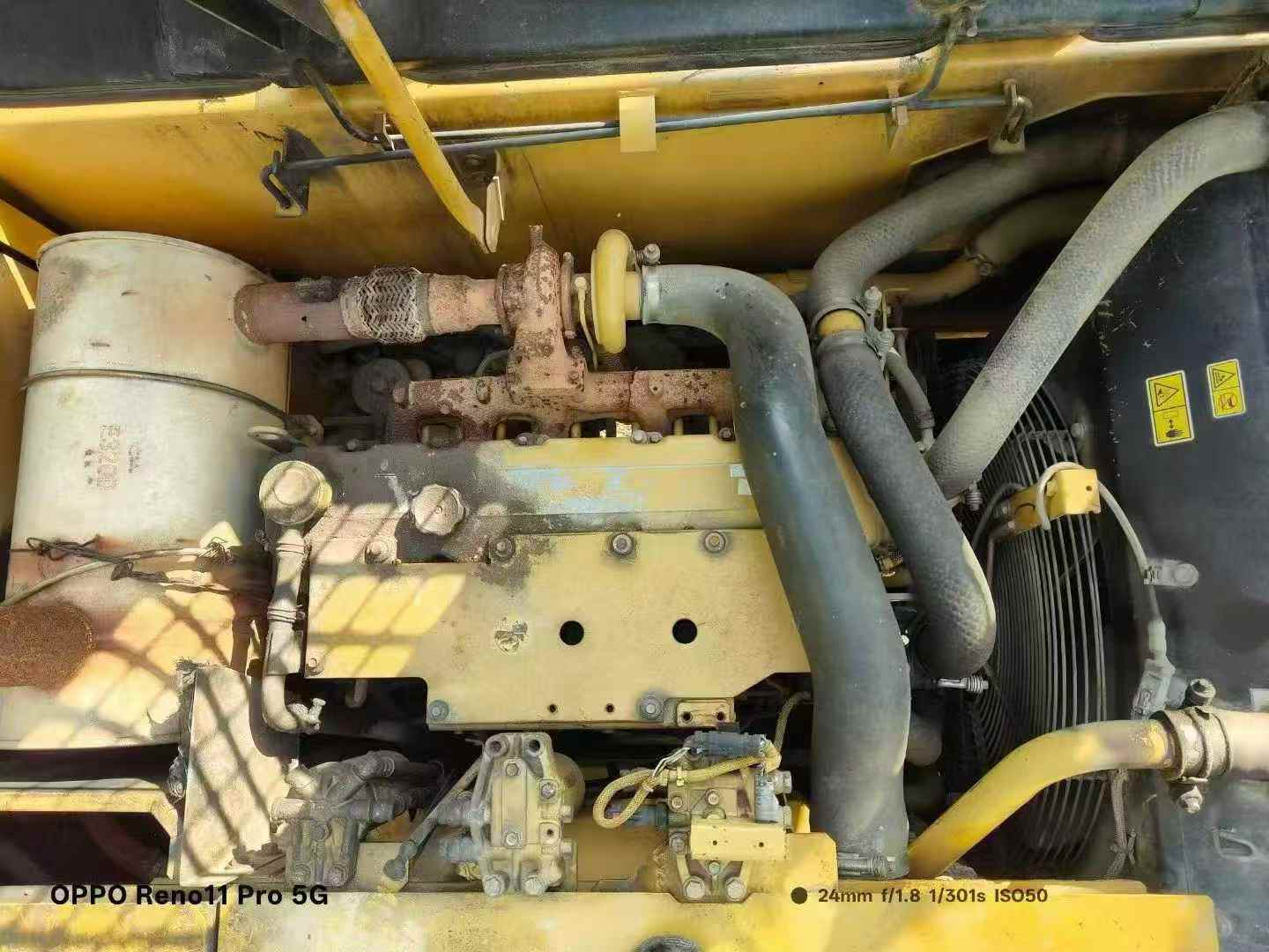 Used Caterpillar 320D Excavator 2016 Model / 5