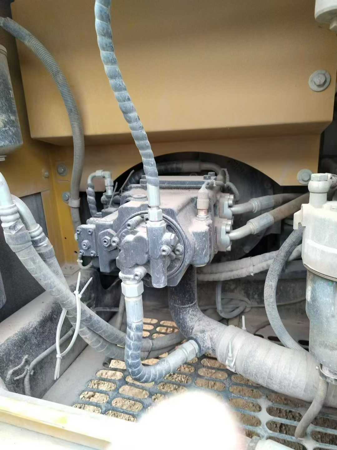 Used Sany SY135 Excavator 2021 Model / 3