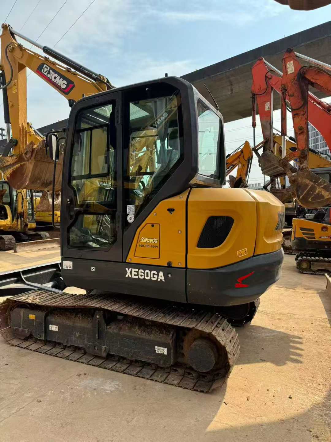 Used XCMG ZL60G Excavator 2024 Model / 2
