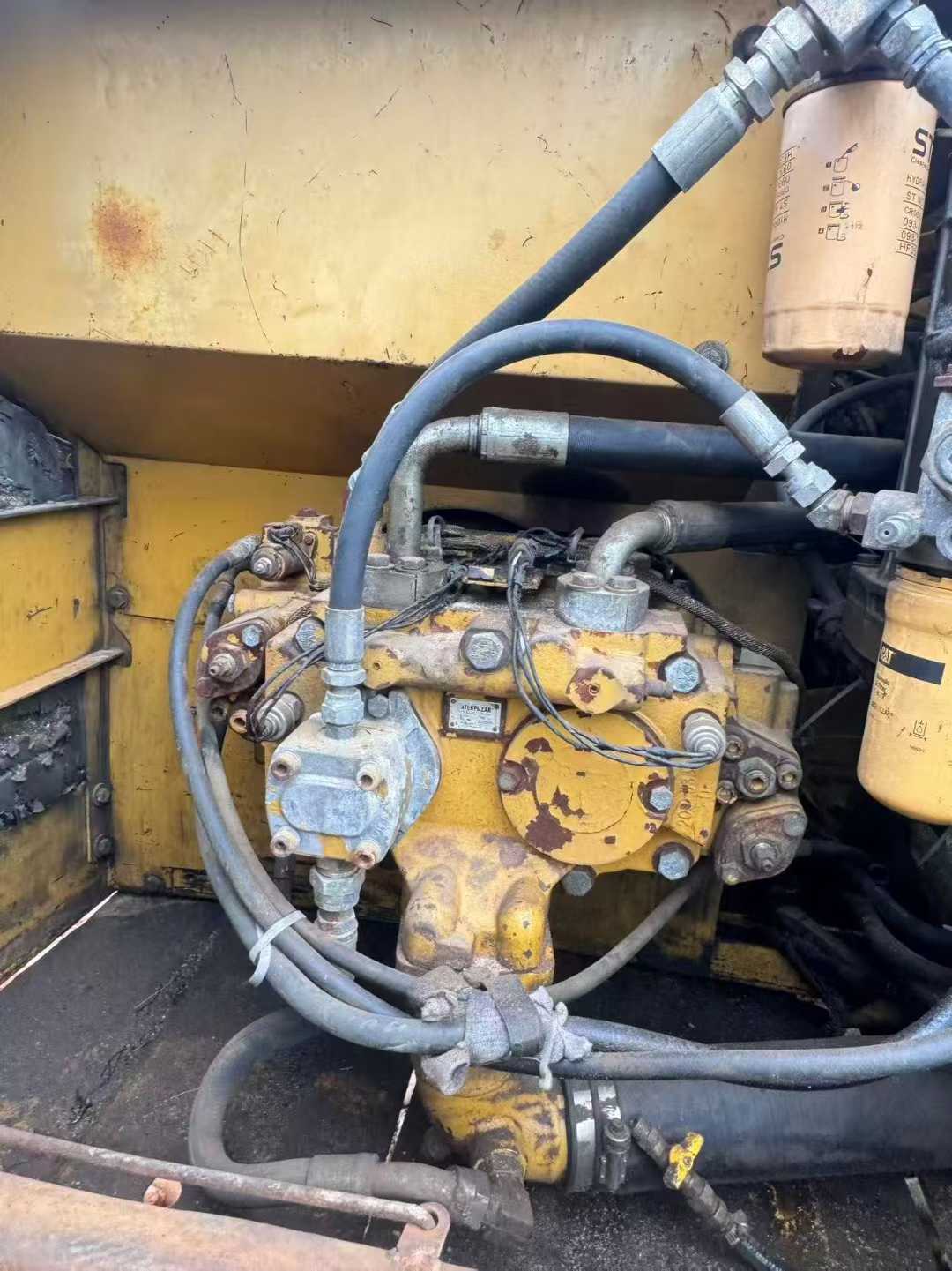 Used Caterpillar 320C Excavator 2016 Model / 2