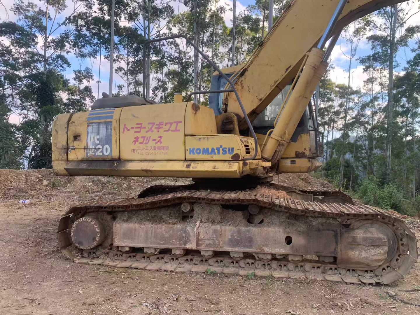 Used Komatsu PW220-7 Excavator 2016 Model