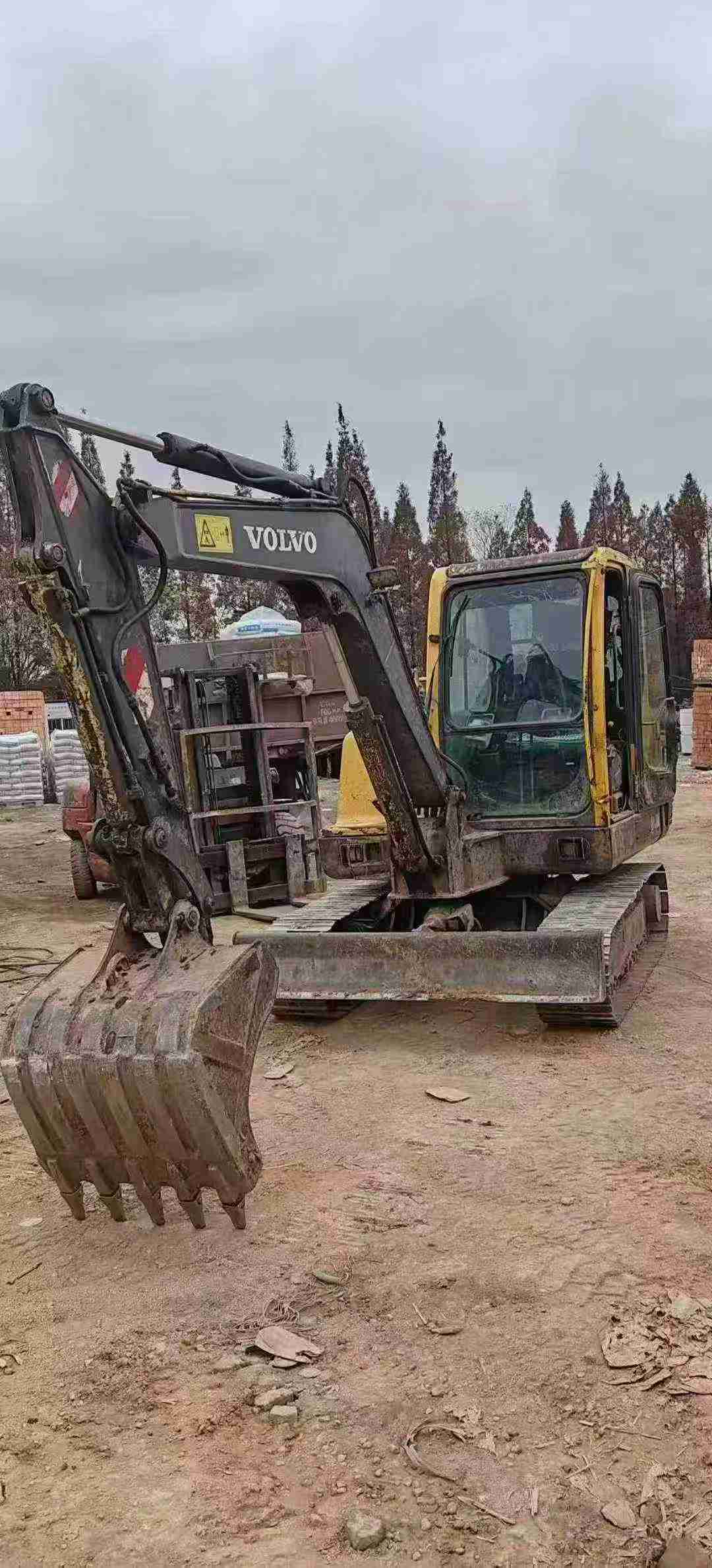 Used Volvo EW55 Excavator 2016 Model / 3