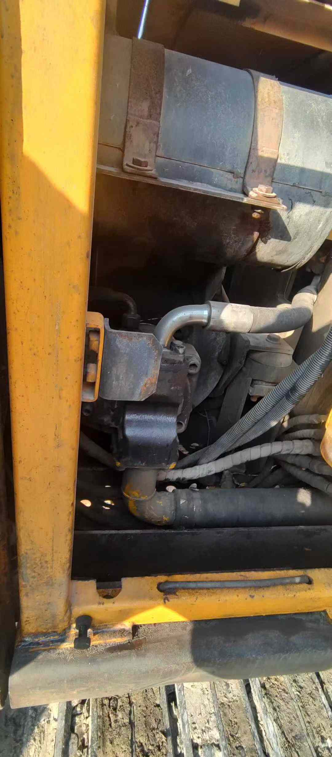 Used Sany SY75 Excavator 2011 Model / 3