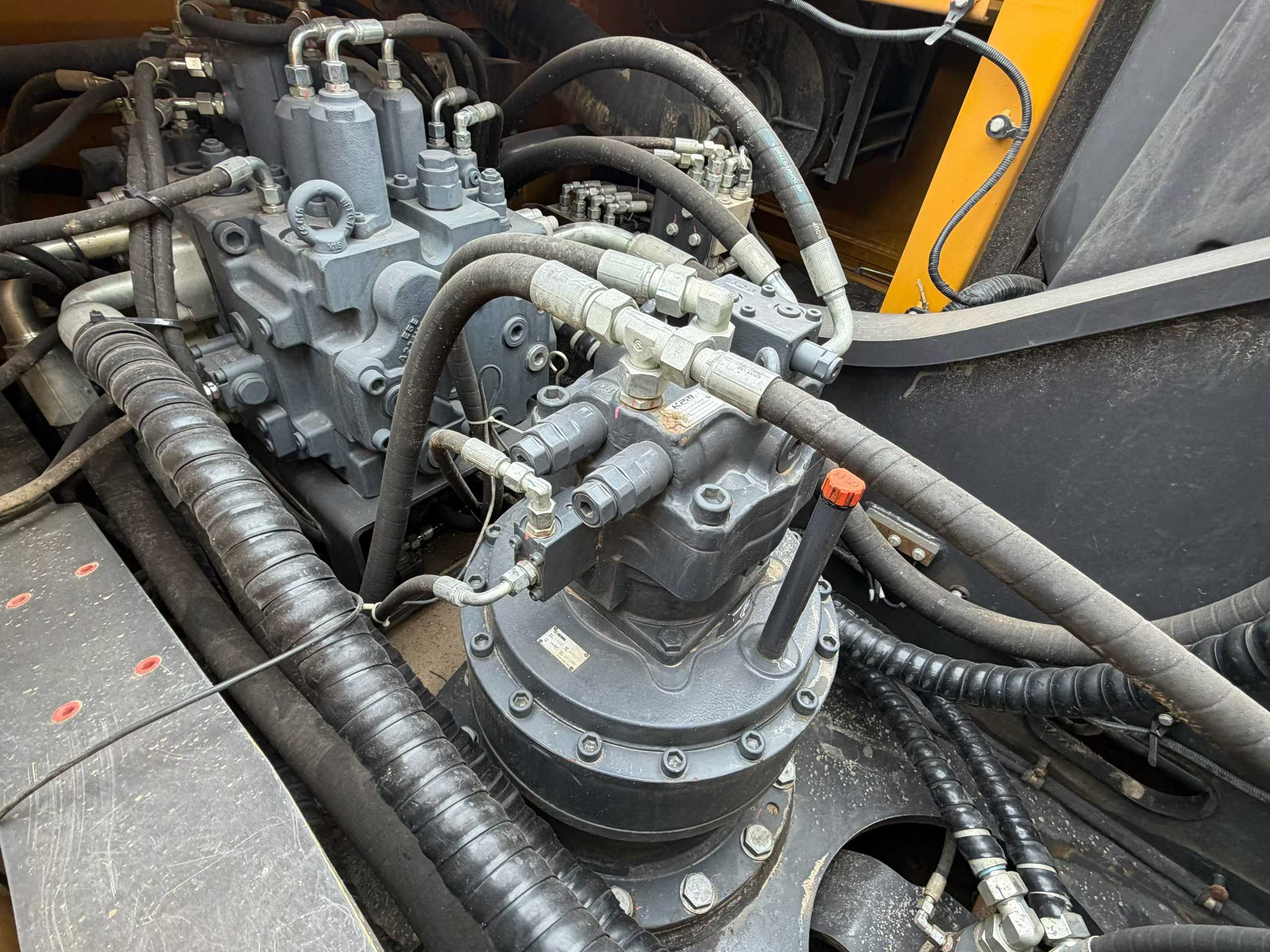 Used XCMG XE80 Excavator 2016 Model / 5