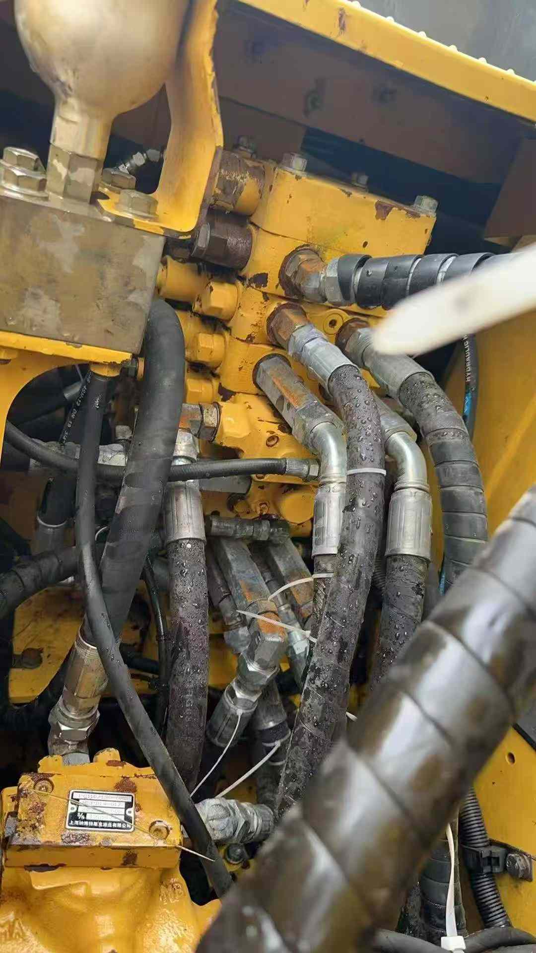 Used Komatsu PC130 Excavator 2016 Model / 3