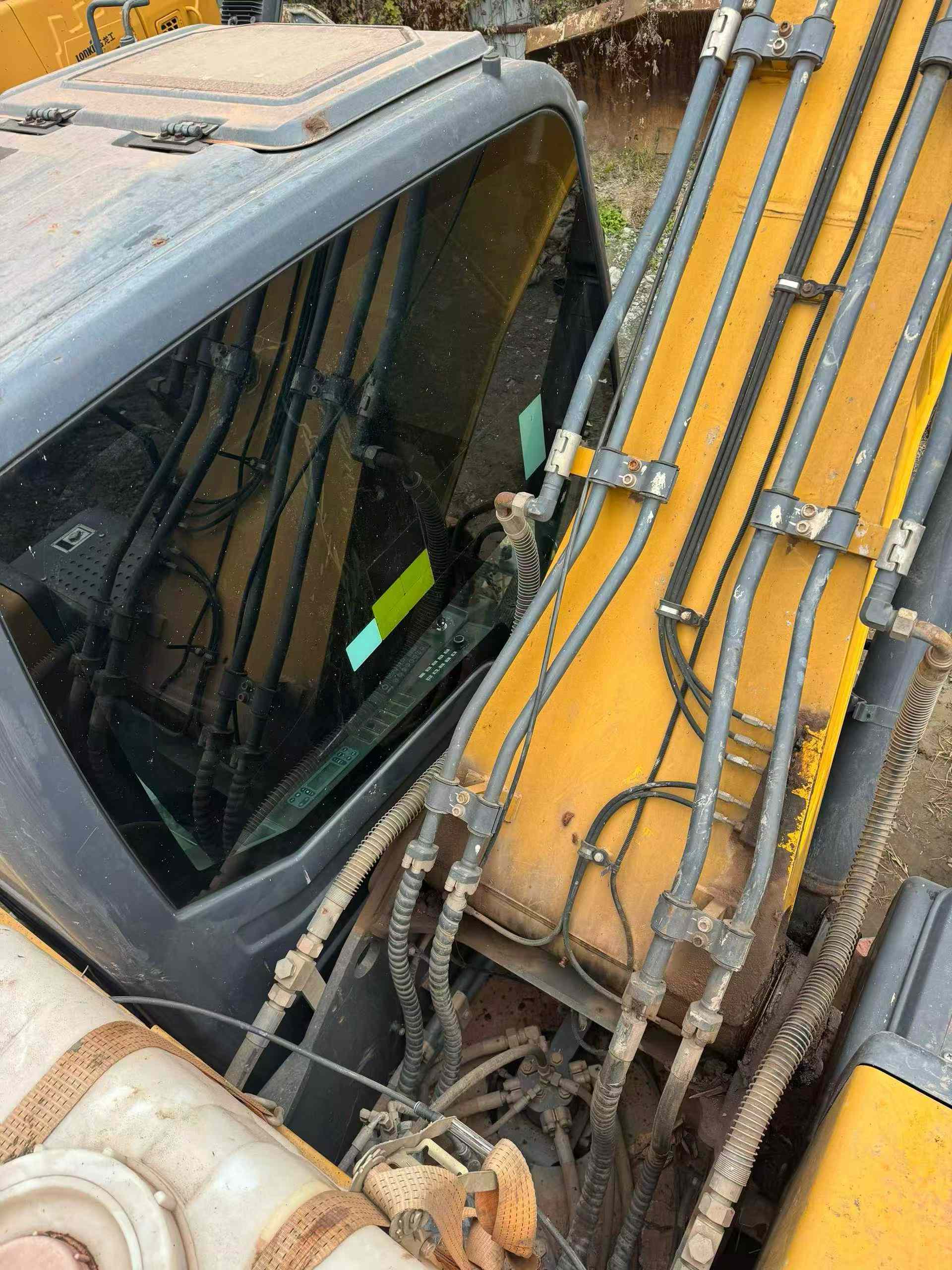 Used XCMG XE215 Excavator 2021 Model / 6