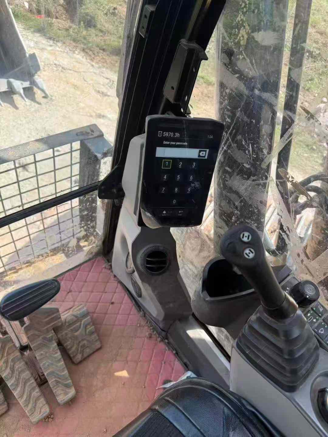 Used Caterpillar 320GC Excavator 2021 Model / 9