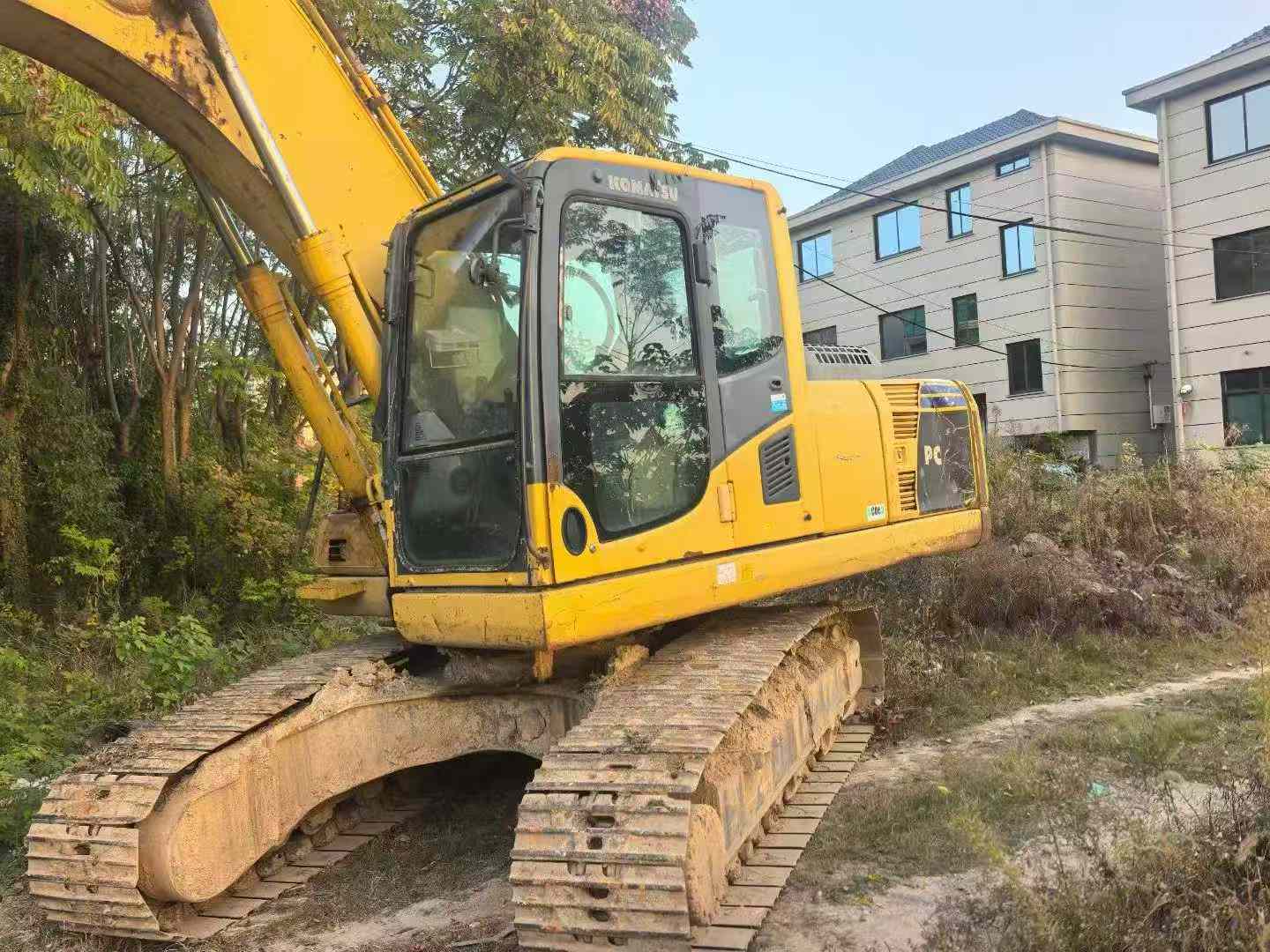 Used Komatsu PC200-8 Excavator 2014 Model / 3