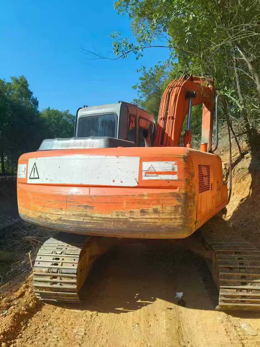 Used Hitachi ZX120 Excavator 2012 Model / 4