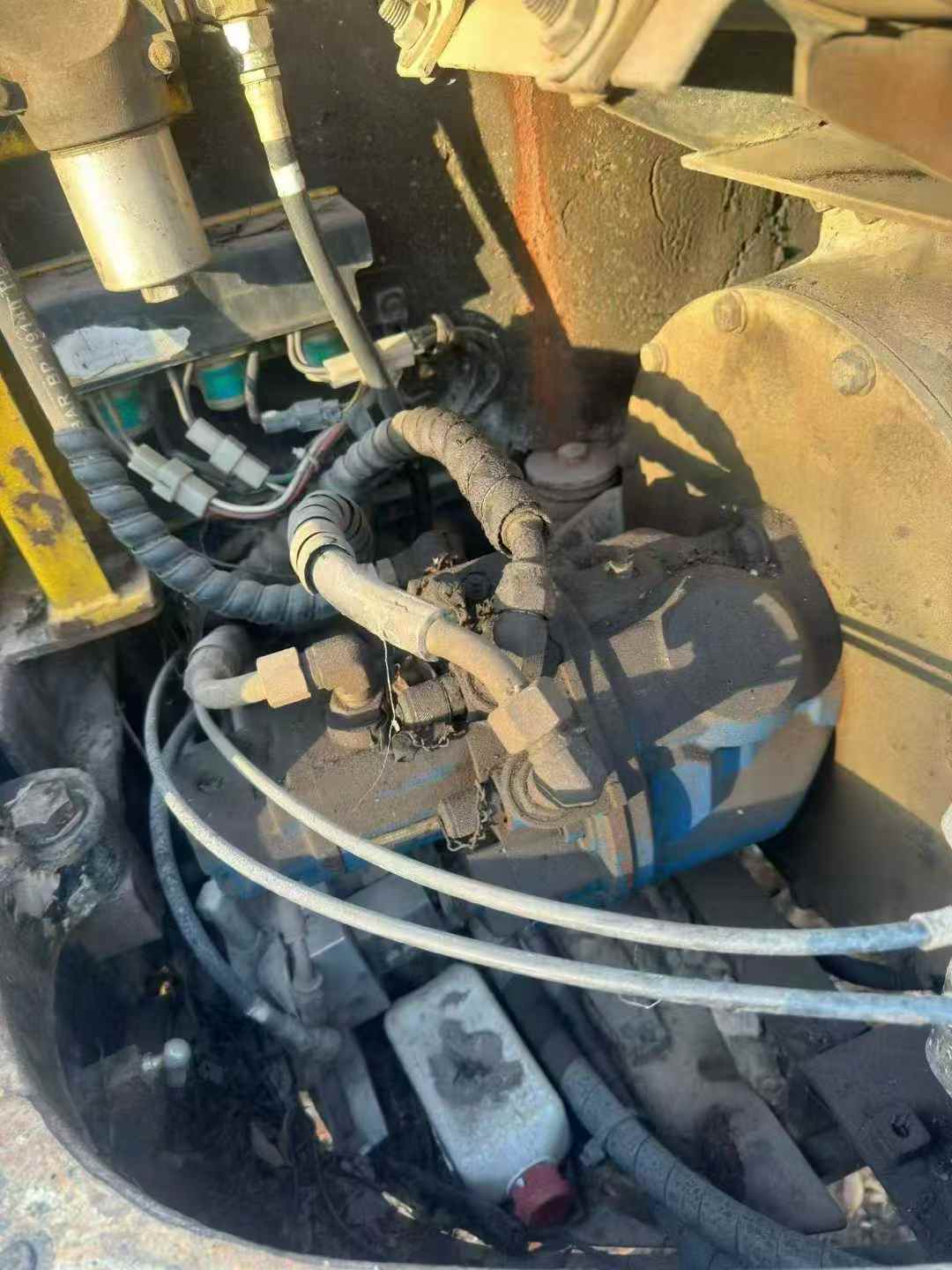 Used Hyundai R60-7 Excavator 2011 Model / 8