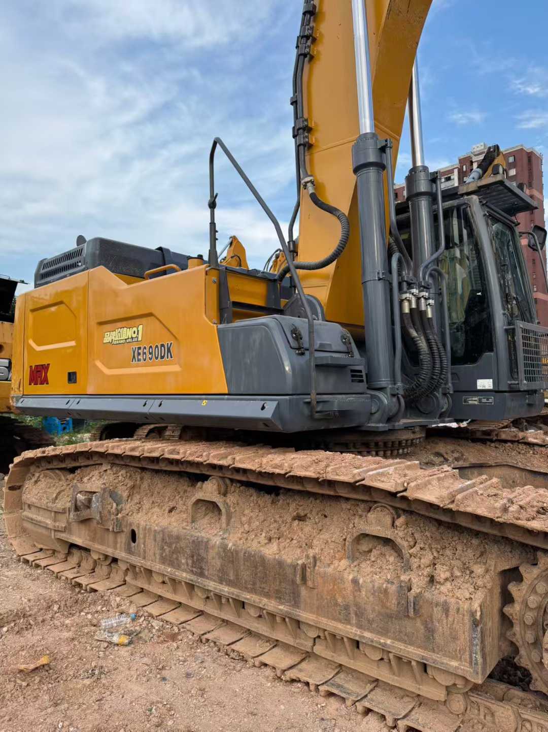 Used XCMG XE60 Excavator 2022 Model / 4