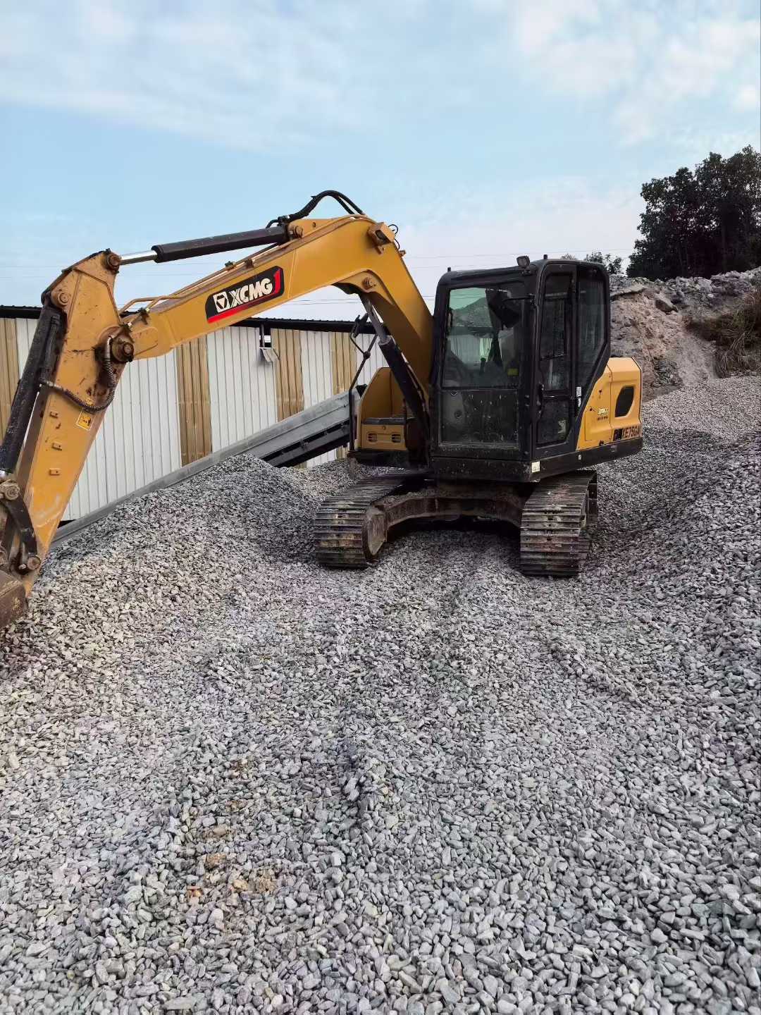 Used XCMG XE75WD Excavator 2023 Model / 2