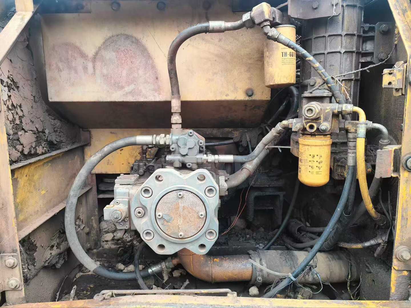 Used Caterpillar CT20 Excavator 2016 Model / 4