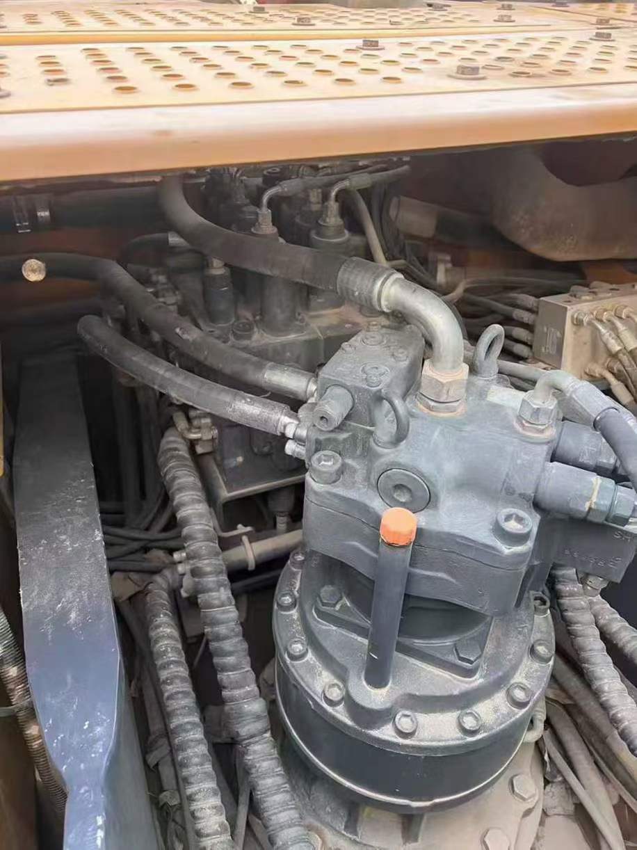 Used XCMG XE215 Excavator 2018 Model / 8