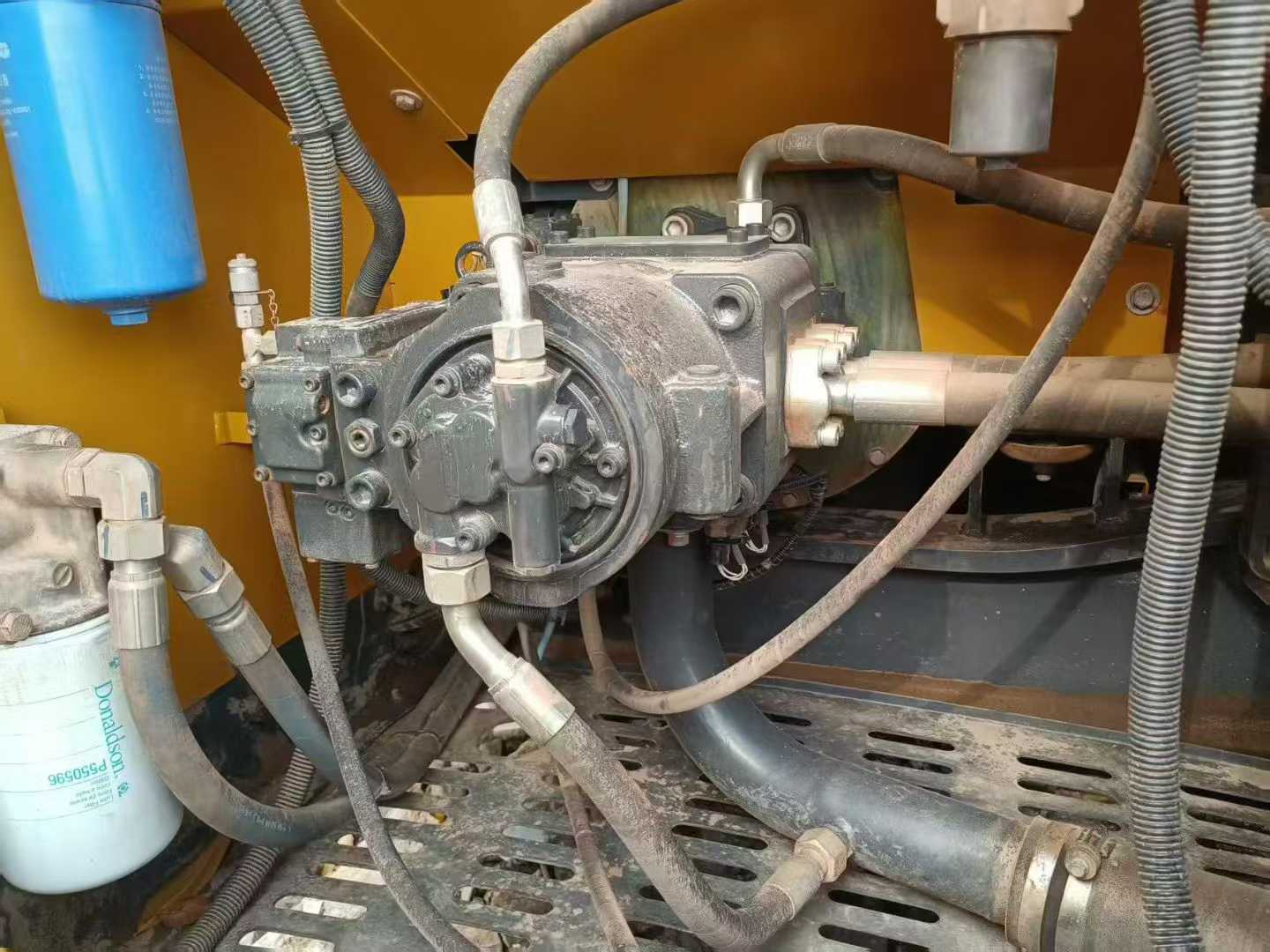 Used XCMG XE225DK Excavator 2020 Model / 5