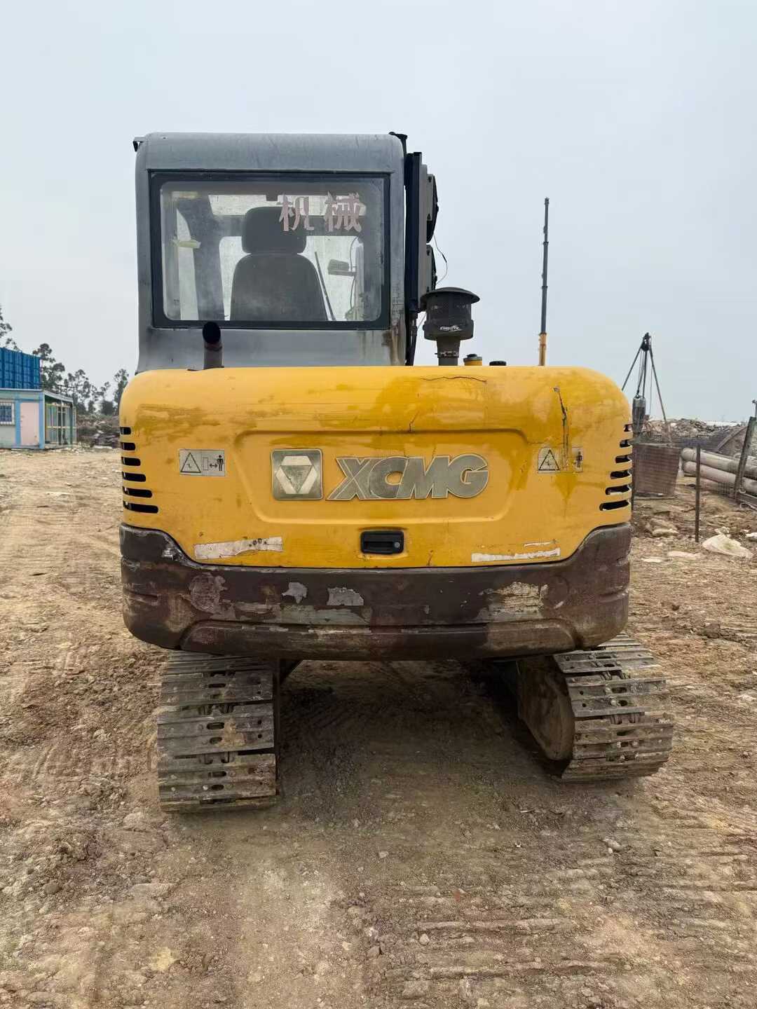Used XCMG XE60 Excavator 2016 Model / 3