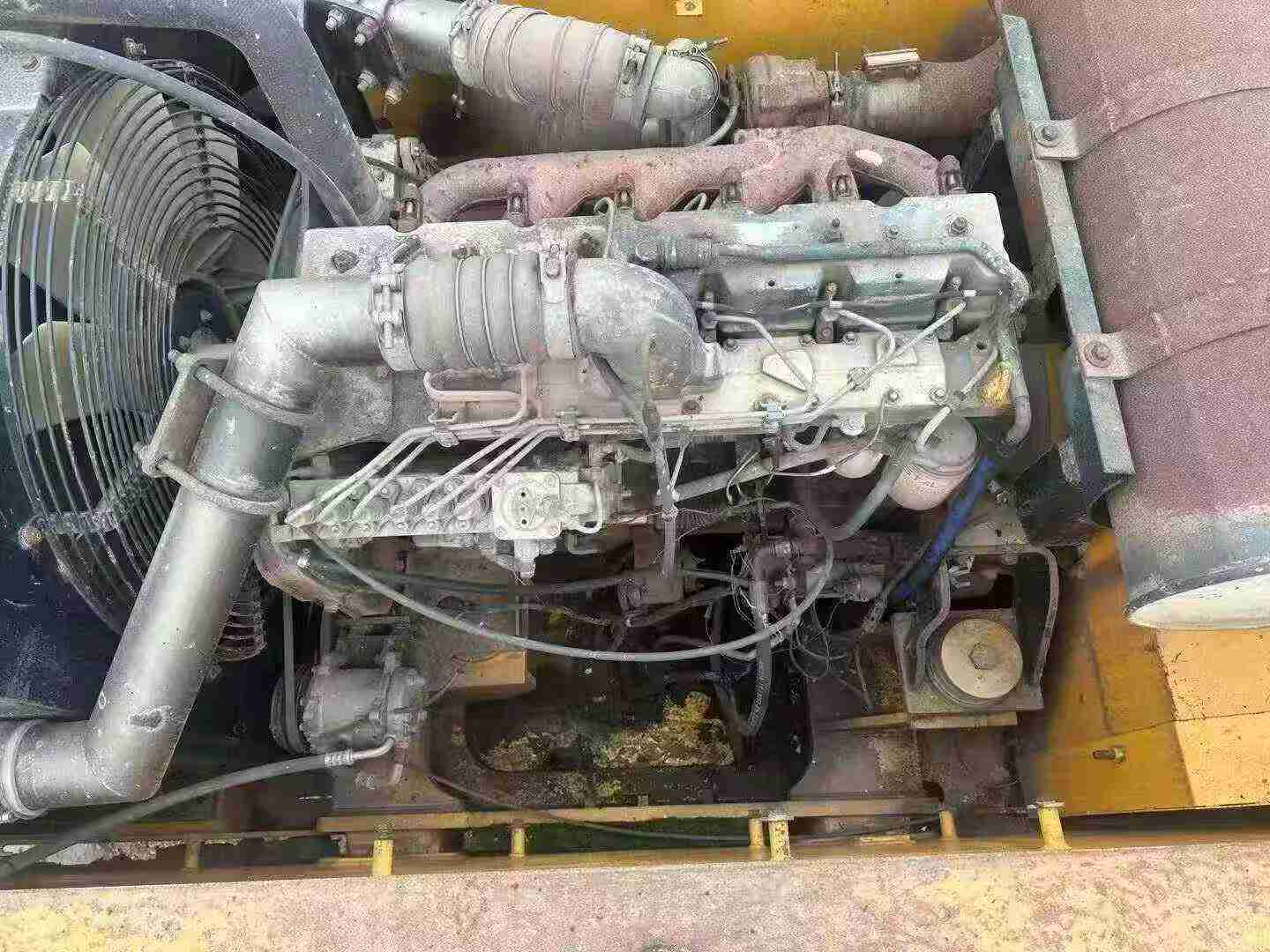 Used Hyundai 330-5A Excavator 2016 Model / 3