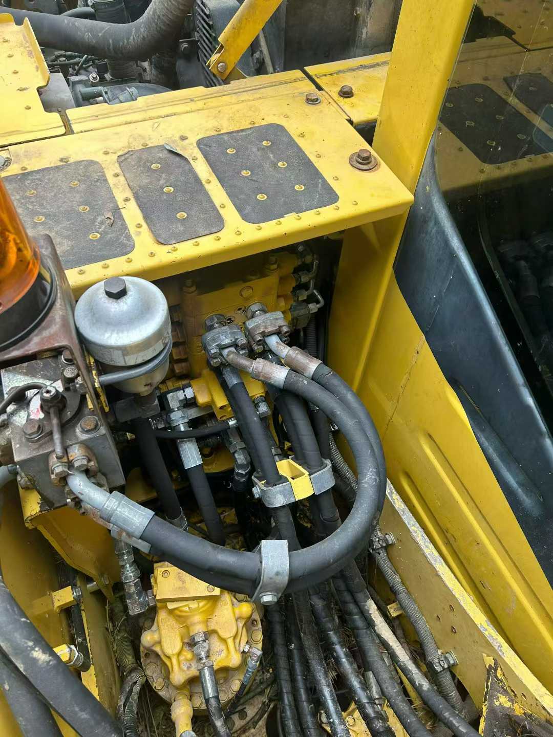 Used Caterpillar CT20 Excavator 2016 Model / 2