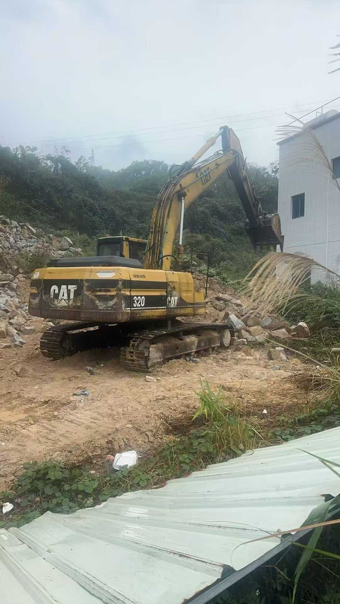 Used Caterpillar CT20 Excavator 2016 Model / 3