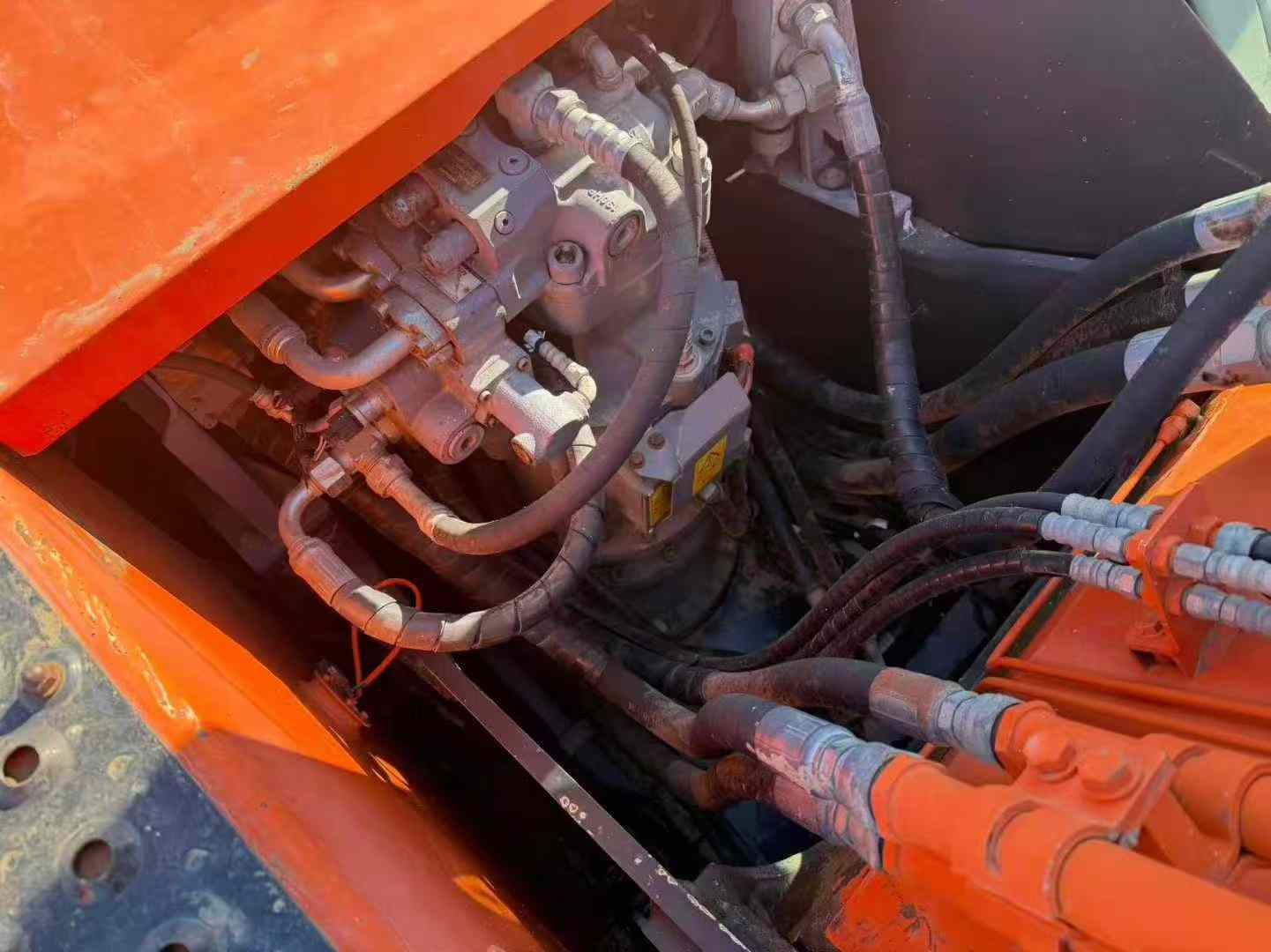 Used Hitachi ZAXIS200 Excavator 2016 Model / 4