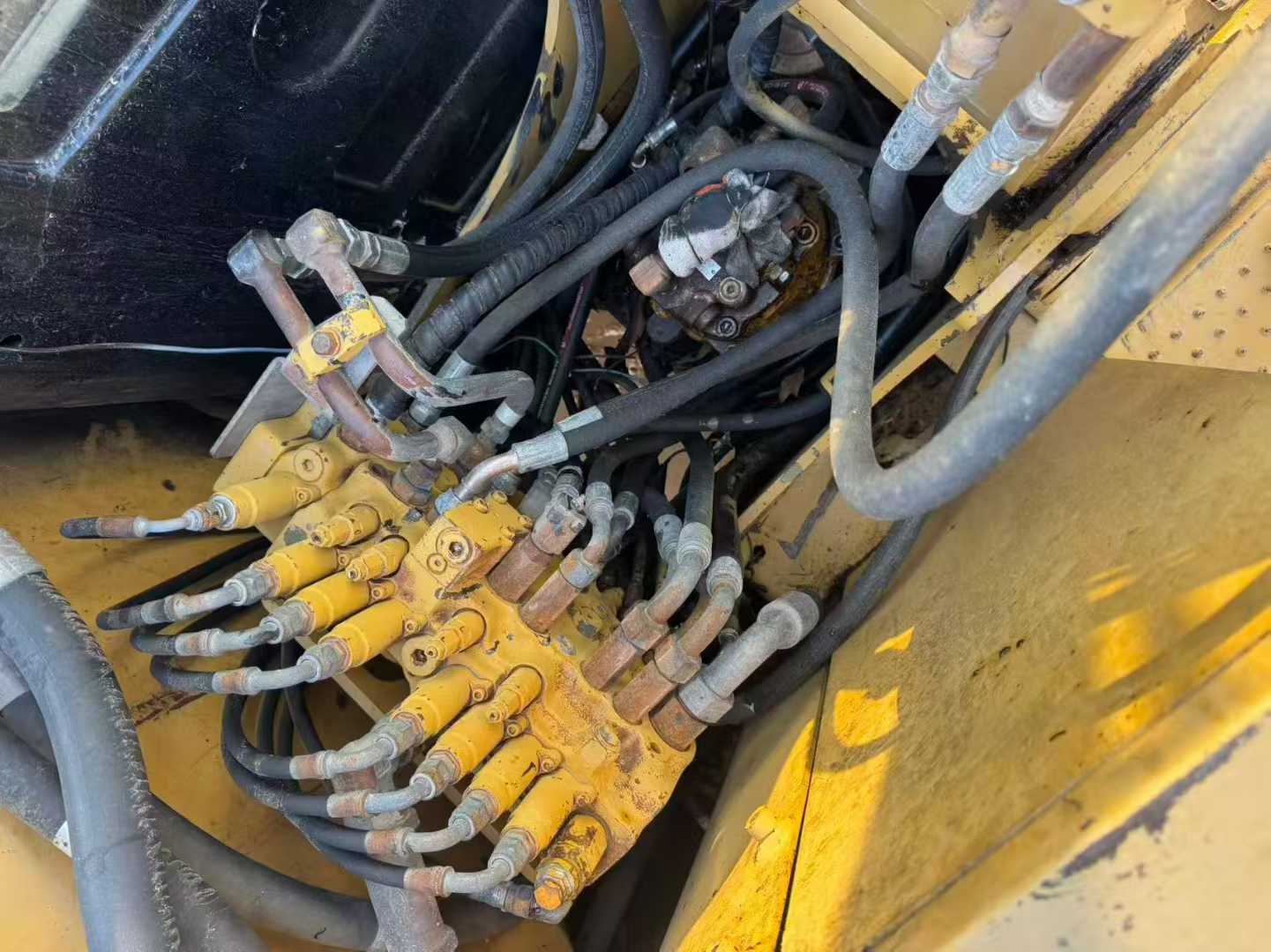 Used Caterpillar 307V2 Excavator 2016 Model / 6