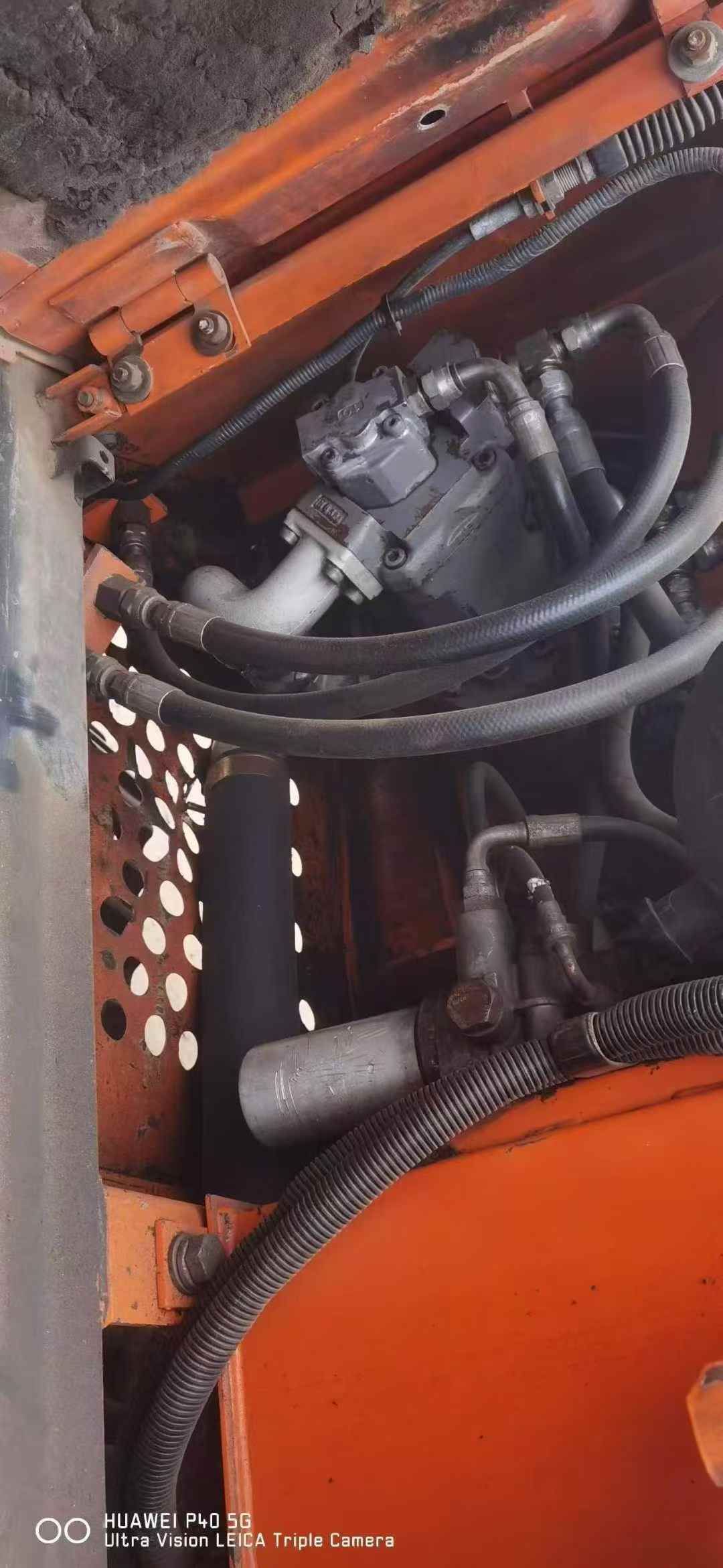 Used Hitachi ZX70 Excavator 2011 Model / 5