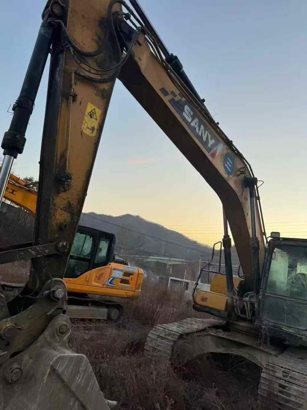 Used Sany SY205H Excavator 2017 Model / 6