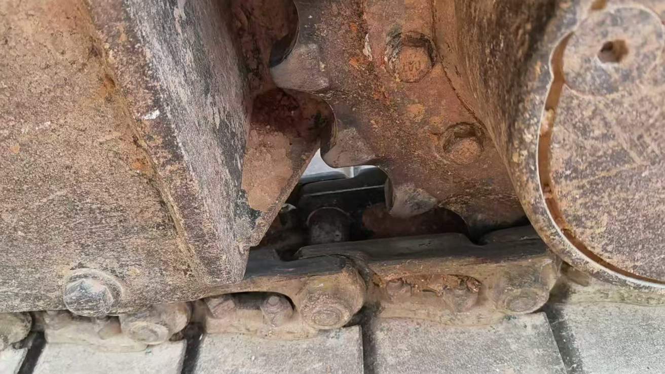 Used Hitachi ZX120 Excavator 2012 Model / 7