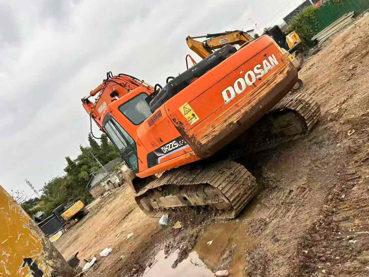 Used Doosan S225 Excavator 2016 Model