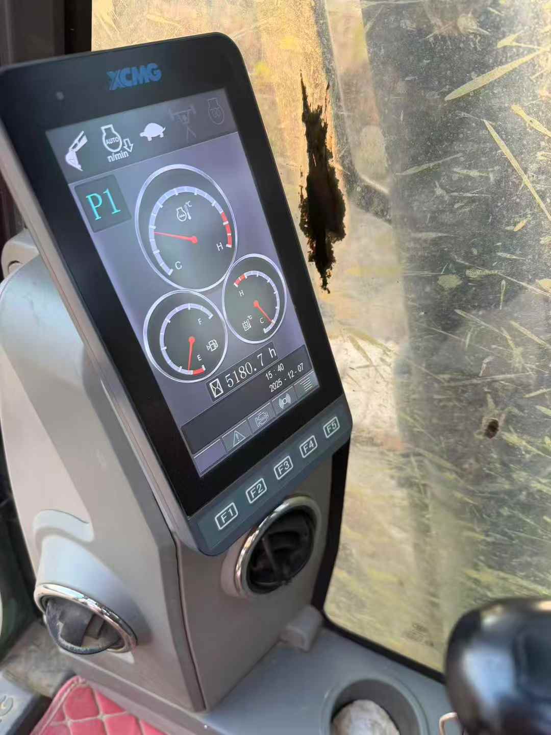 Used XCMG LW200 Excavator 2022 Model / 8