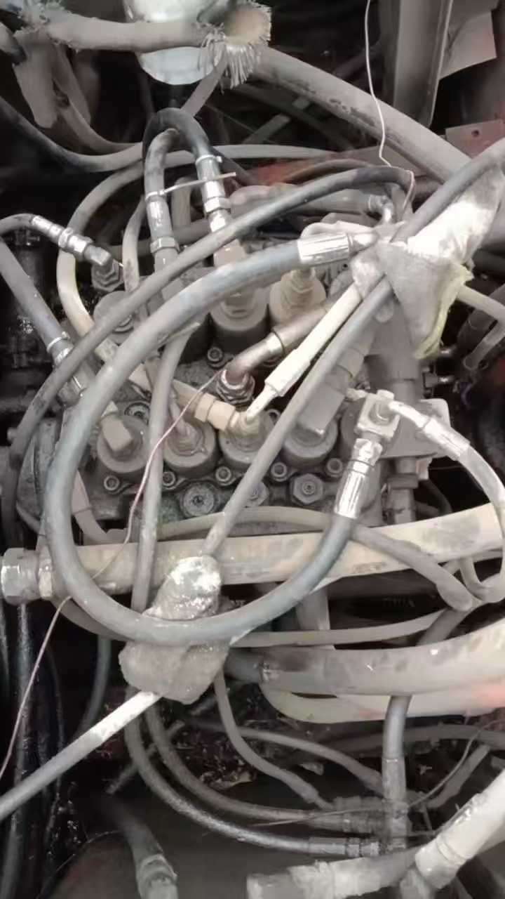 Used Doosan DH220-7 Excavator 2016 Model / 6