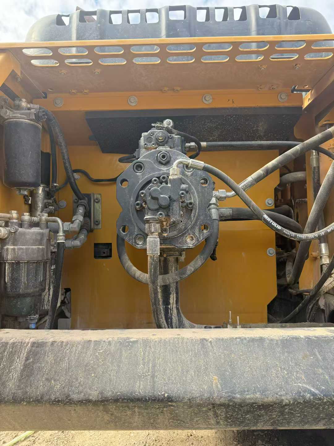 Used Sany SW305K Excavator 2020 Model / 8