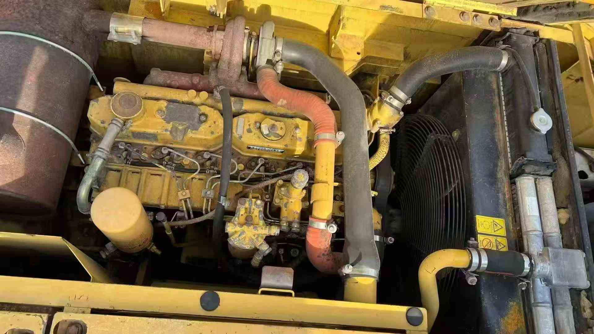 Used Caterpillar 320CU Excavator 2016 Model / 5