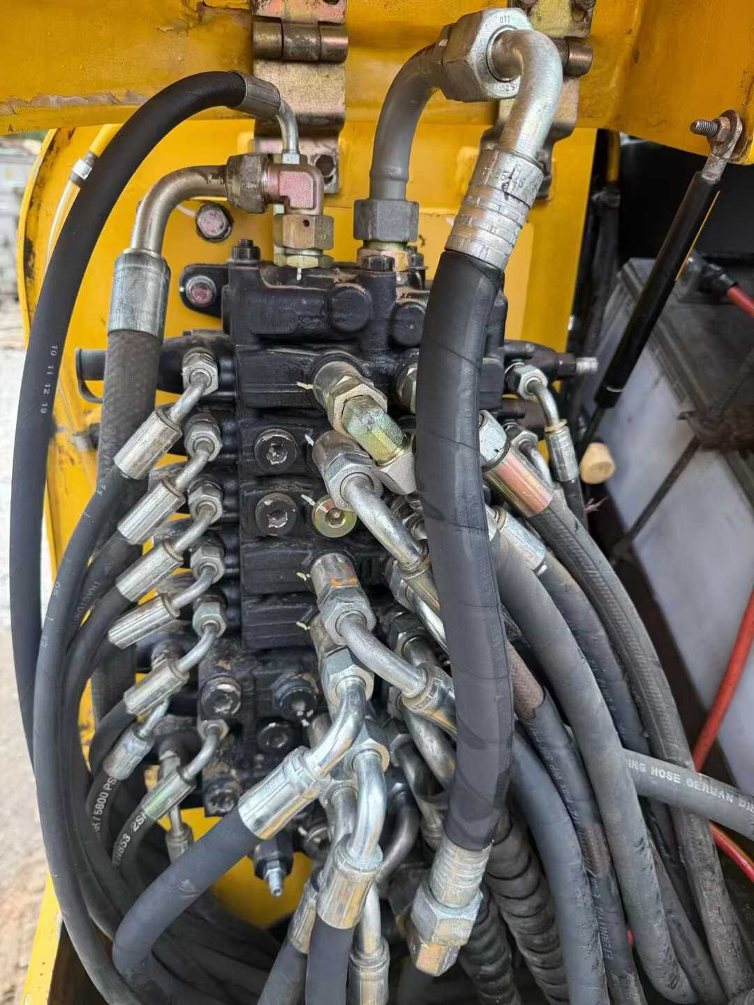 Used XCMG XE60 Excavator 2016 Model / 6