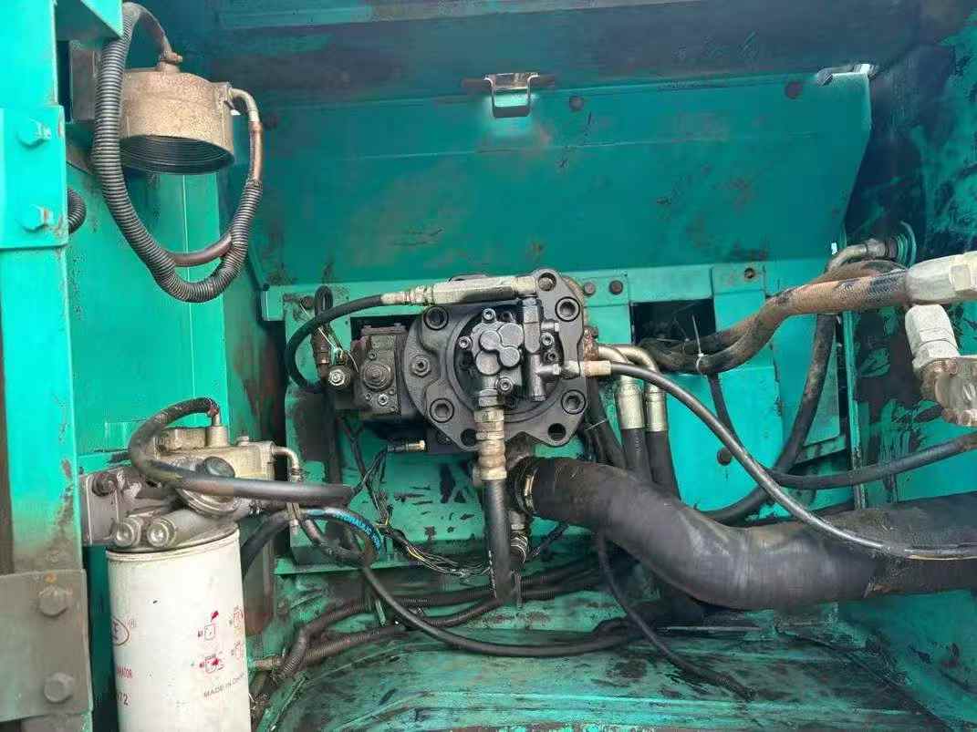 Used Kobelco SK250 Excavator 2011 Model / 5