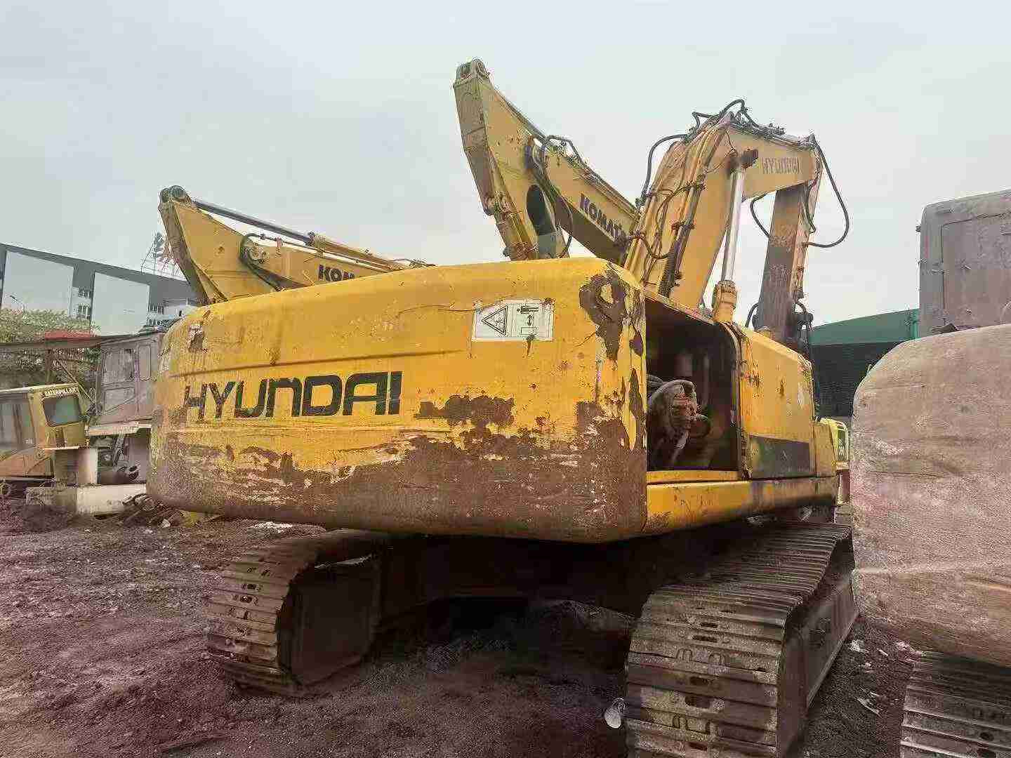 Used Hyundai 330-5A Excavator 2016 Model / 2