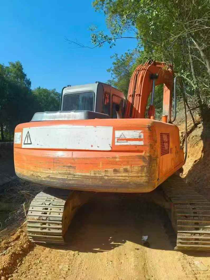 Used Hitachi ZX120 Excavator 2012 Model / 4