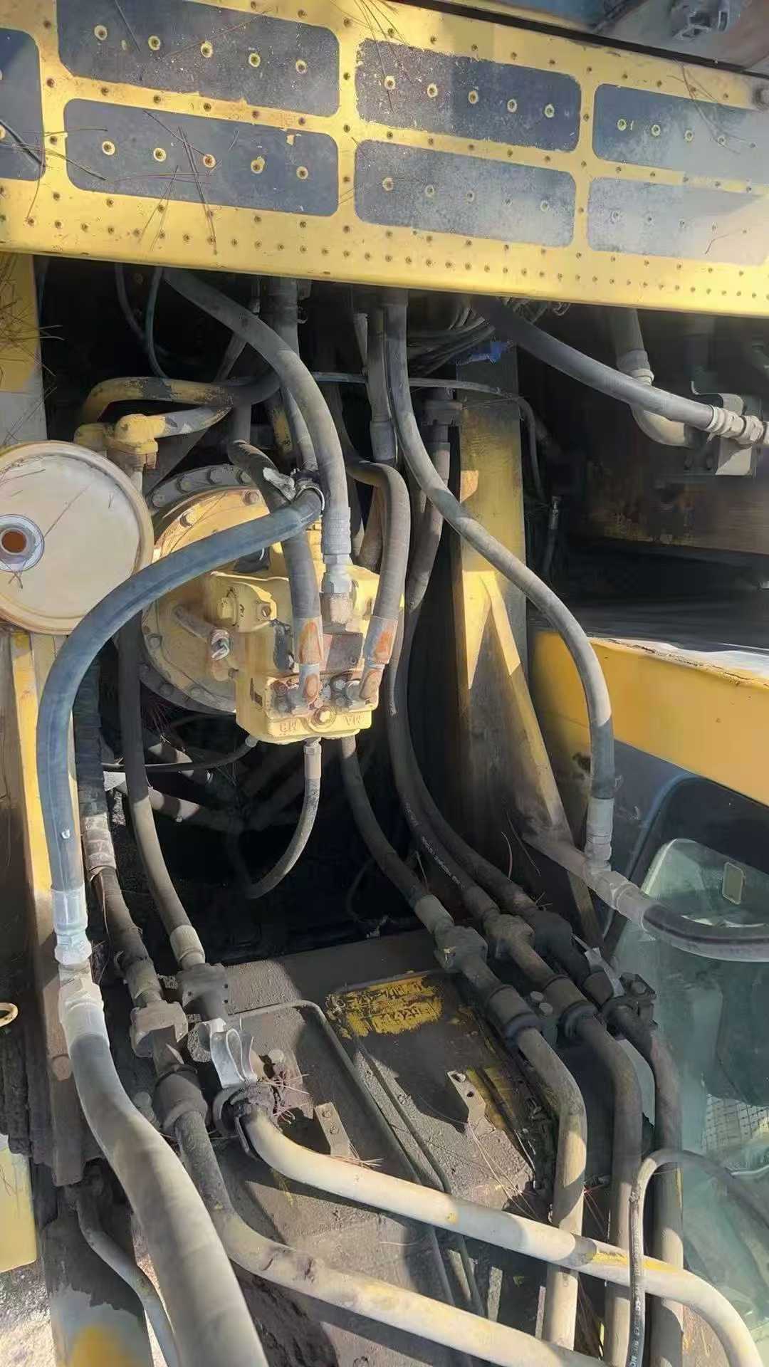 Used Komatsu PC450-8 Excavator 2016 Model / 4