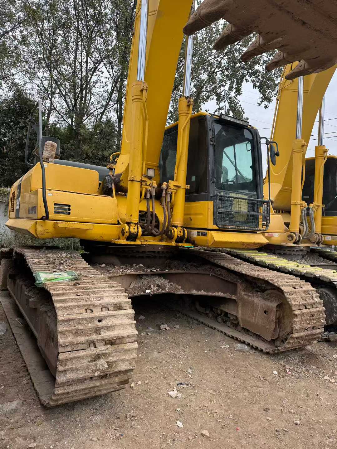 Used Komatsu PC300 Excavator 2019 Model / 3